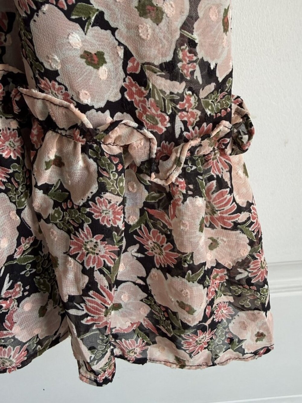 LUSH floral midi dress  Size Large - Picture 2 of 2